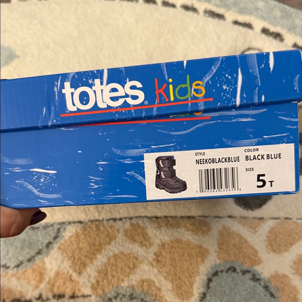 Totes Kids Black and Blue Boots
